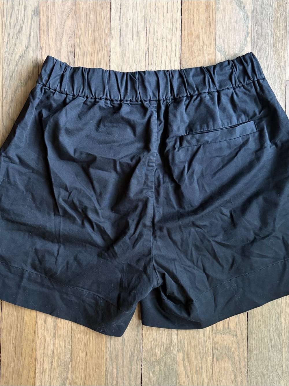 Everlane The easy short size 6 in Black - Picture 2 of 4